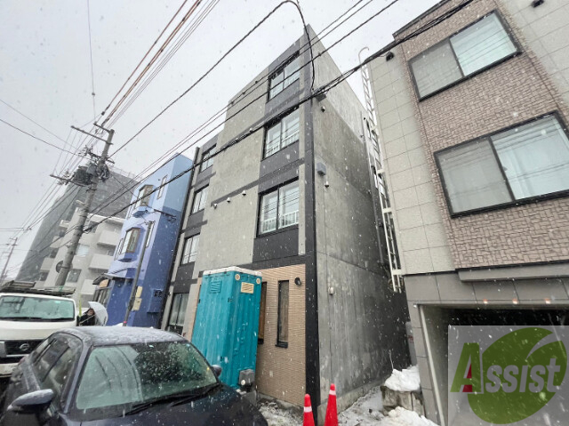 建物外観　札幌市豊平区平岸４条「Ｍ’ｓ　Ｇａｒｄｅｎ豊平公園」