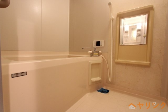 バス・シャワールーム　画像は反転タイプのお部屋です。