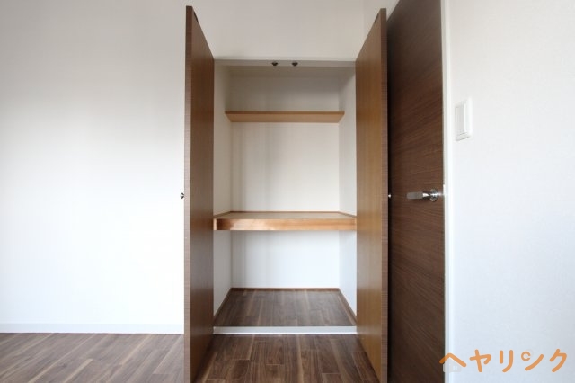 収納　画像は反転タイプのお部屋です。