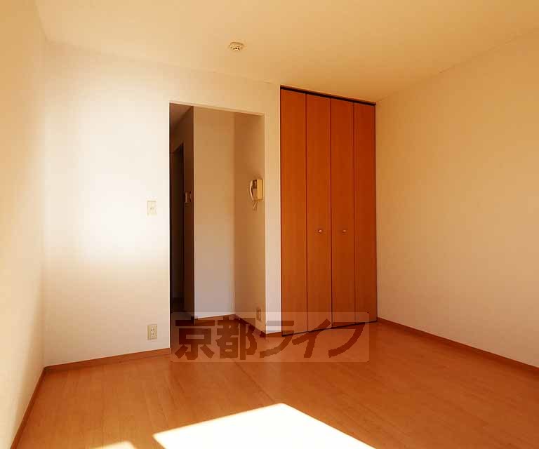 1K Apartment in Shimogyo-ku, Kyoto — photo 3 of 3