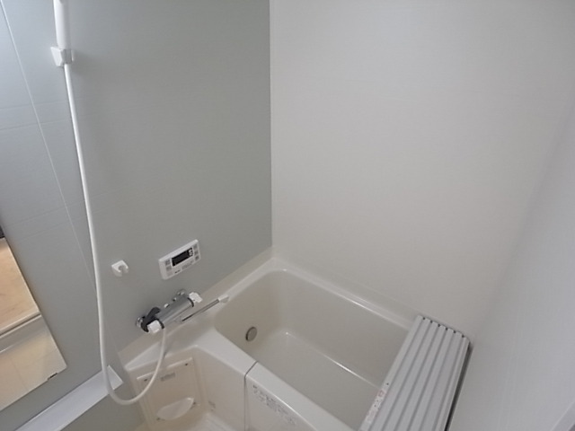 バス・シャワールーム　バスルーム