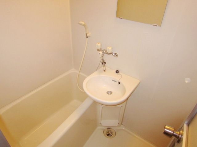 バス・シャワールーム　★お問い合わせはタウンハウジングまで★