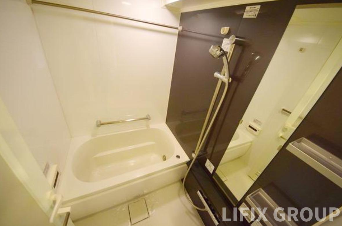 バス・シャワールーム　風呂