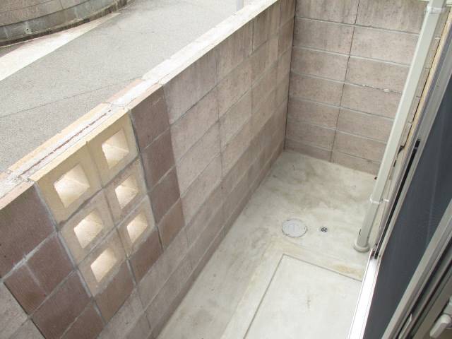 バルコニー　バルコニー