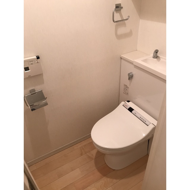 トイレ　トイレ