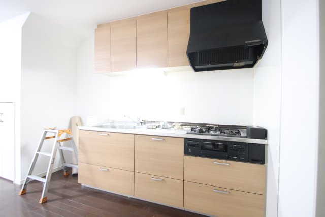 キッチン　※修繕中のお写真です