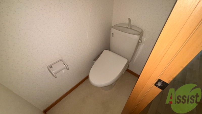 トイレ　トイレはウォシュレット機能付き。シャワートイレは日本の宝。