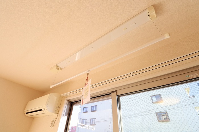 その他設備　室内物干し