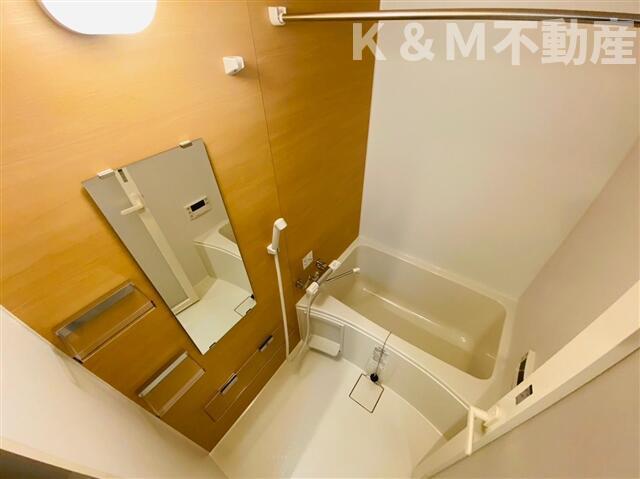 バス・シャワールーム　ゆったり過ごせるお風呂です