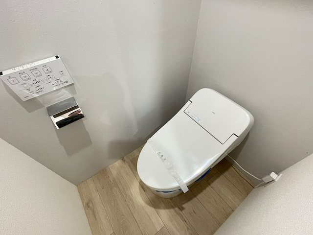 トイレ　トイレ