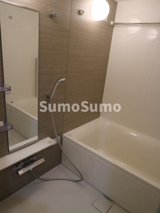 バス・シャワールーム　ゆったり過ごせるお風呂です