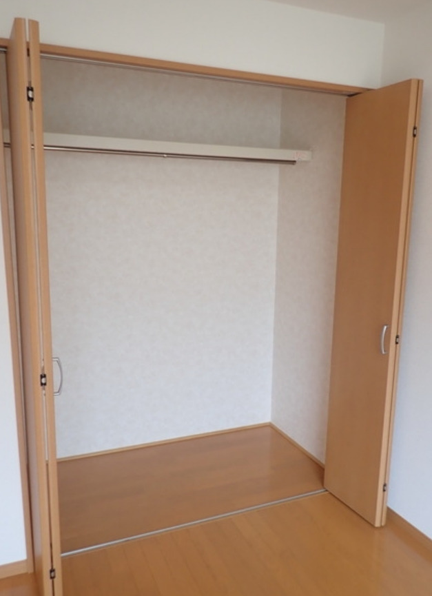 収納　※別部屋の参考写真です