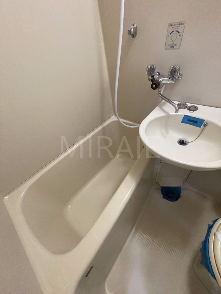 バス・シャワールーム　別部屋参考画像