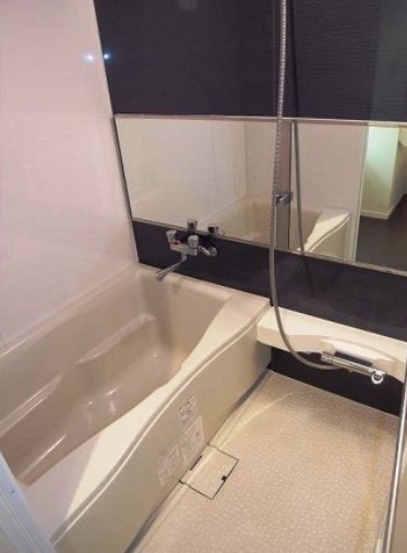バス・シャワールーム　バス※別部屋参考写真