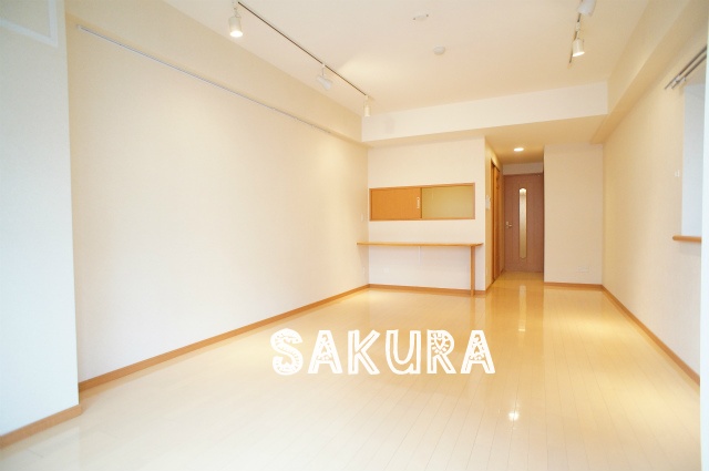 居室・リビング　使いやすい形の為、レイアウトを楽しめます♪