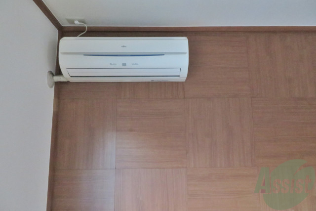 その他設備　エアコンは新しめのものが一台。夏も冬も安心。