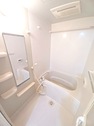 バス・シャワールーム　風呂