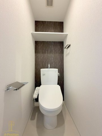 トイレ　エスリード大阪城EAST