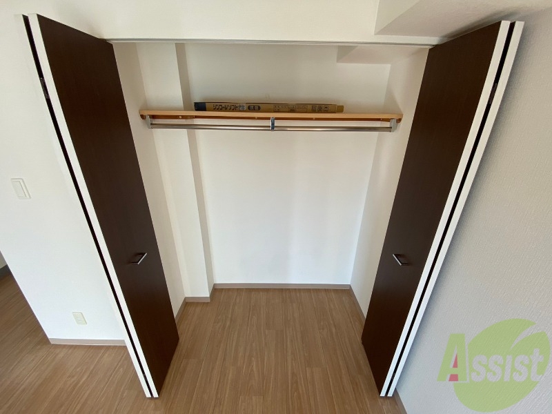 収納　洋室にはクローゼットがあるのですっきり片付きそうです。