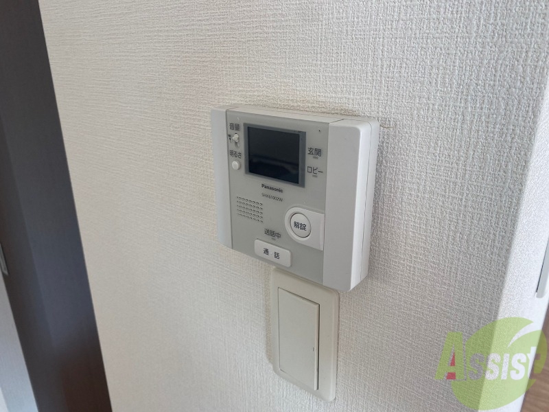 セキュリティ　ＴＶモニター付インターホンです。来客者の顔が見えるので安心！