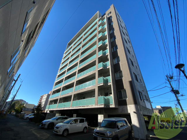 建物外観　札幌市中央区南９条西「ＢＬＯＣＫ　ＴＯＷＥＲ」
