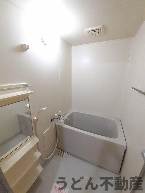 バス・シャワールーム　うどん県のお部屋探しはうどん不動産へ うどんちゃんとLINE