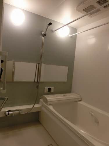 バス・シャワールーム　浴室