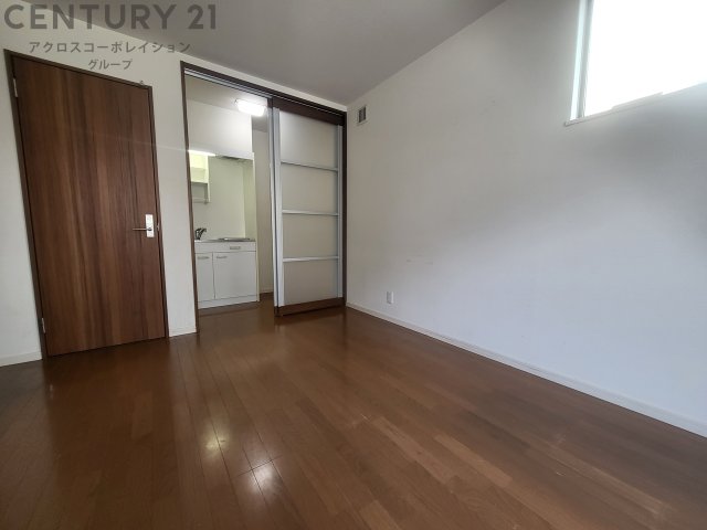 居室・リビング　角部屋住戸で過ごしやすく、おすすめです。