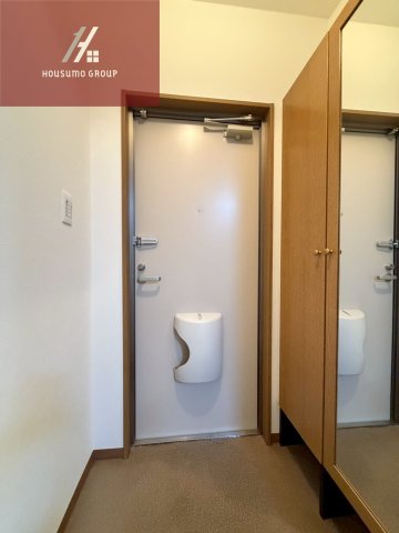 玄関　落ち着いた玄関です