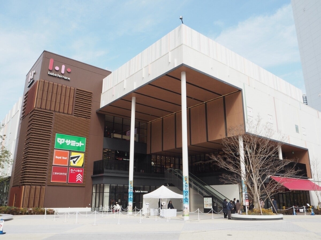 ショッピングセンター　三井ショッピングパーク ららテラスHARUMI FLAG(ハ（ショッピングセンター）まで419m