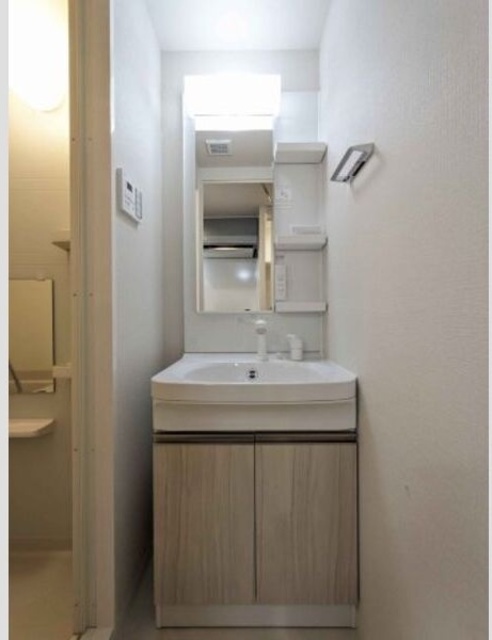 洗面設備　同仕様