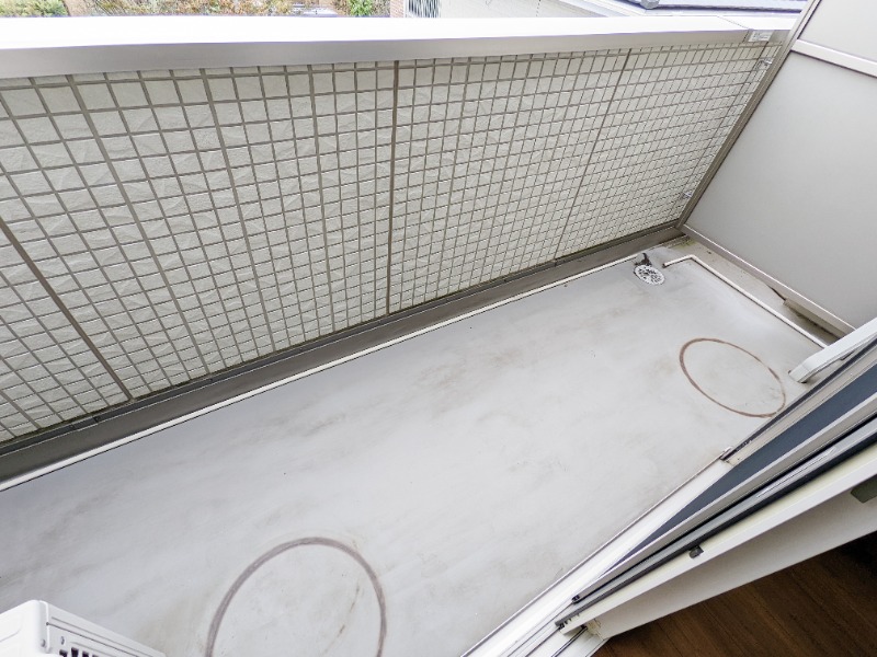 バルコニー　図面と現状に相違がある場合には現状を優先