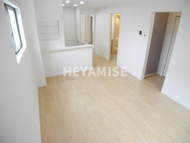 居室・リビング　※室内画像は類似物件のもの