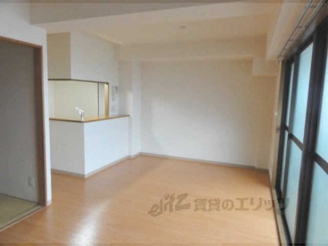 居室・リビング　リビング