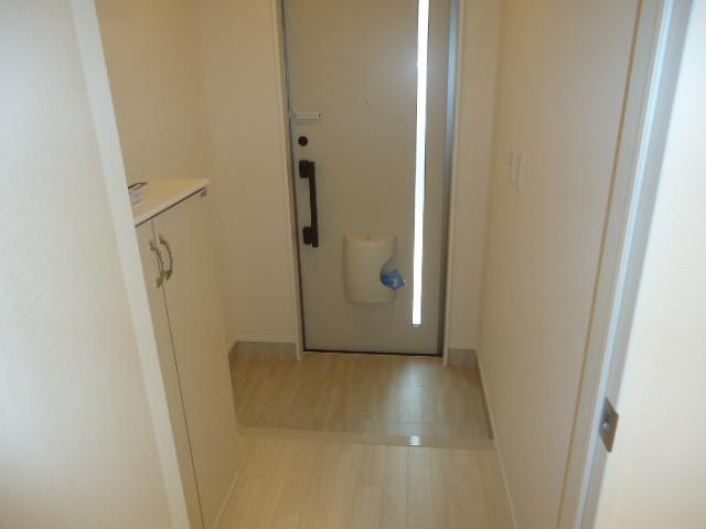 玄関　玄関（イメージ）