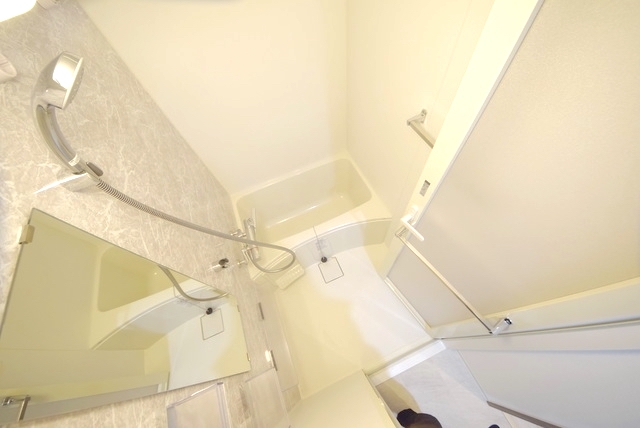 バス・シャワールーム　風呂