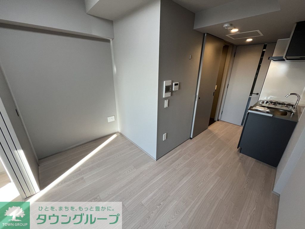 居室・リビング　玄関