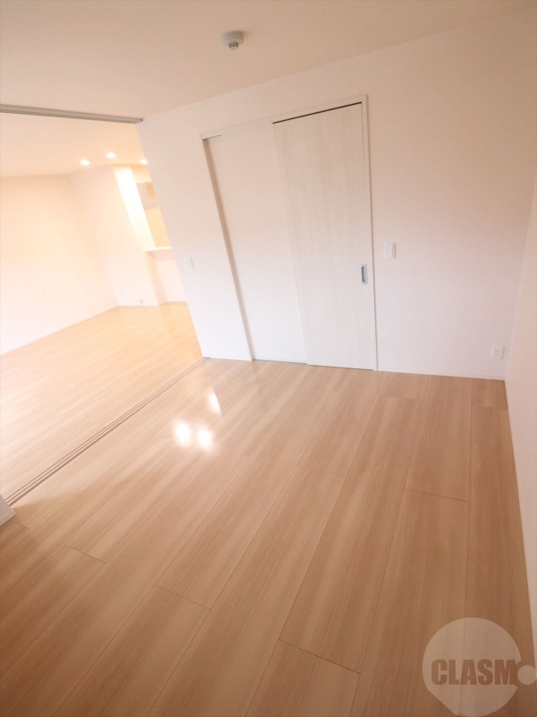 その他部屋・スペース　リビング横の洋室です