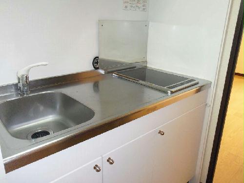 キッチン　設備・仕様は号室により異なる為、現況を優先致します。