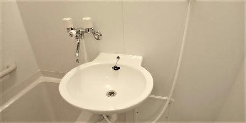 洗面設備　設備・仕様は号室により異なる為、現況を優先致します。