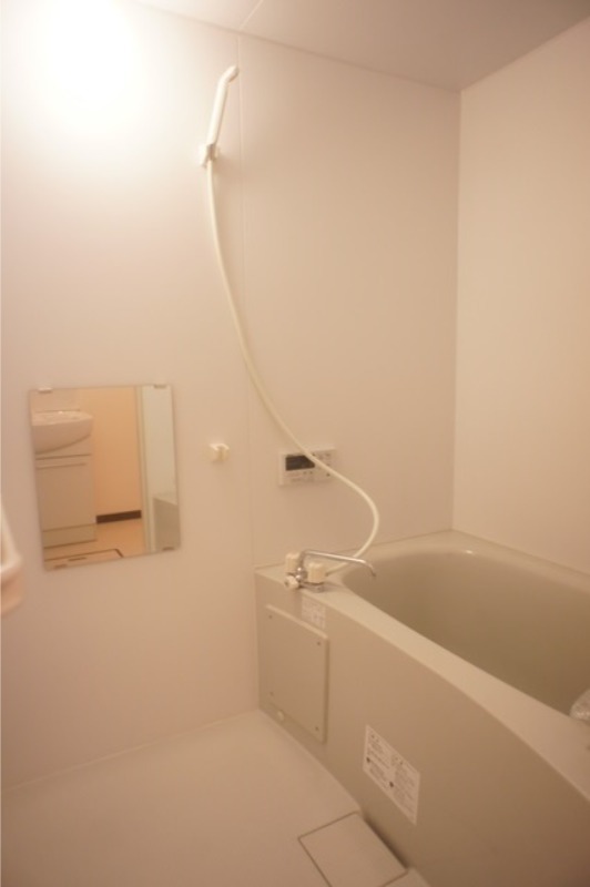 バス・シャワールーム　図面と現状に相違がある場合には現状を優先