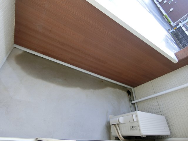 バルコニー　イメージ103号室の写真（反転あり）