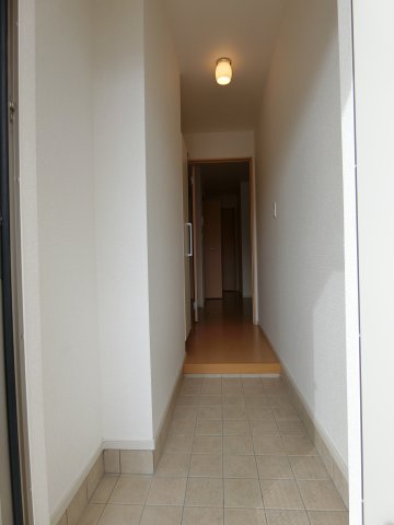 玄関　イメージ103号室の写真（反転あり）