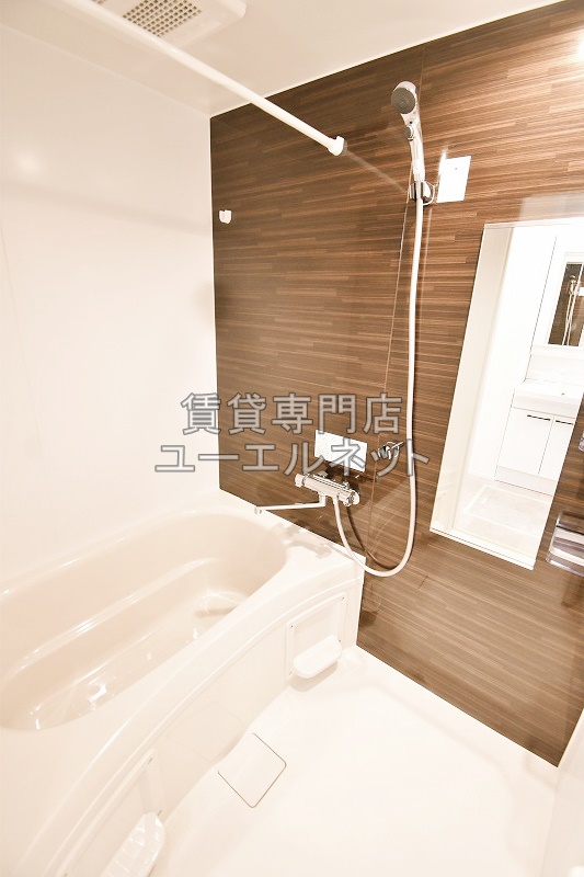 バス・シャワールーム　浴室