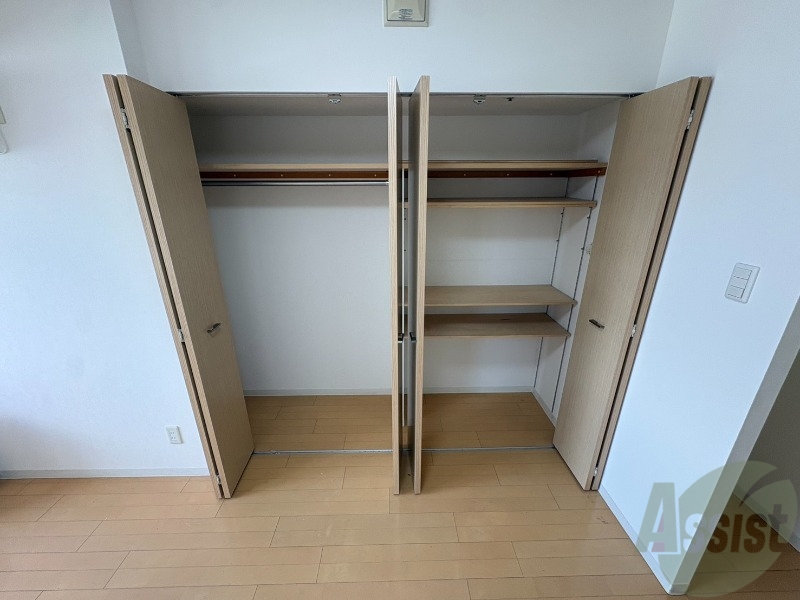 収納　収納もバッチリあるのでお部屋が片付きますよ！