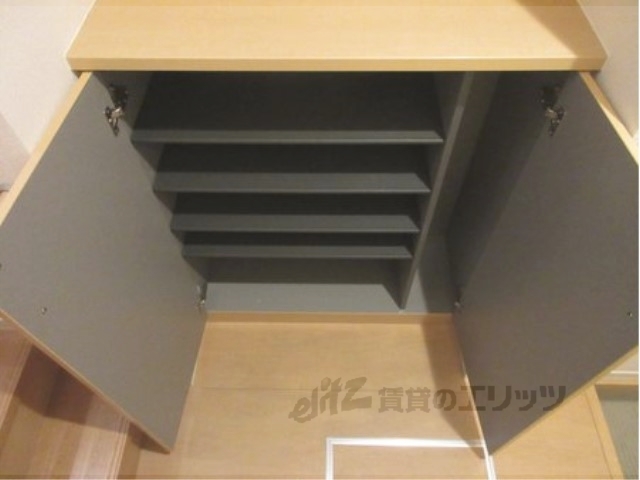 収納　下駄箱
