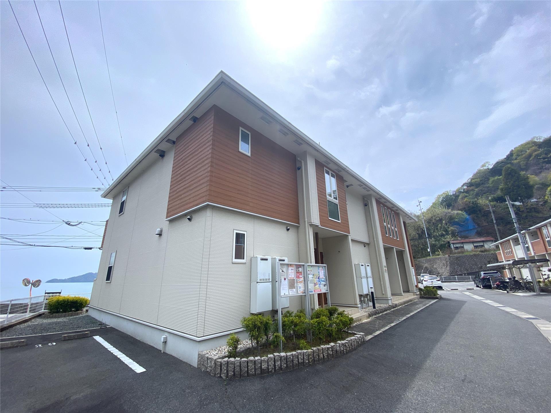 建物外観　2012年築　イルマーレＡ