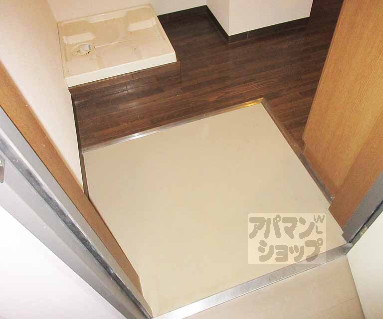 玄関　玄関部分です。