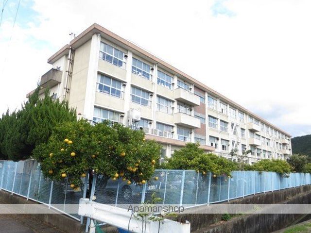 小学校　岐阜市立岩野田北小学校（小学校）まで550m