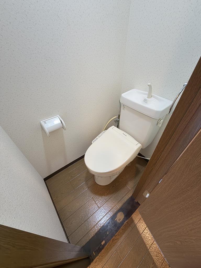 ＪＲ山陽本線 福山駅 徒歩9分 6階建 築25年のトイレ写真